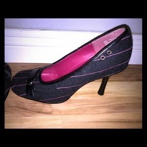 Charcoal and Hot Pink Heels